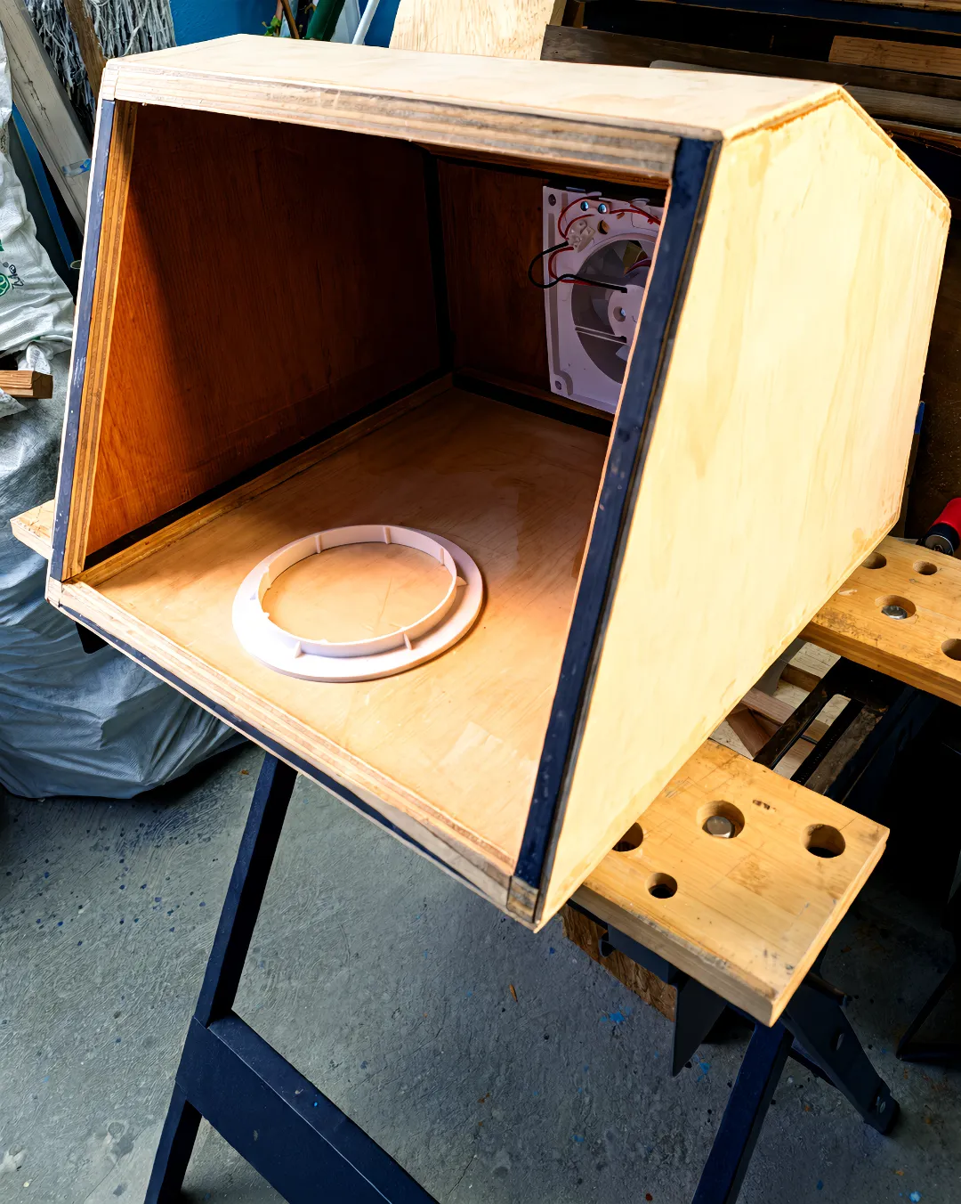 Cabina de pintura con extractor de aire para taller